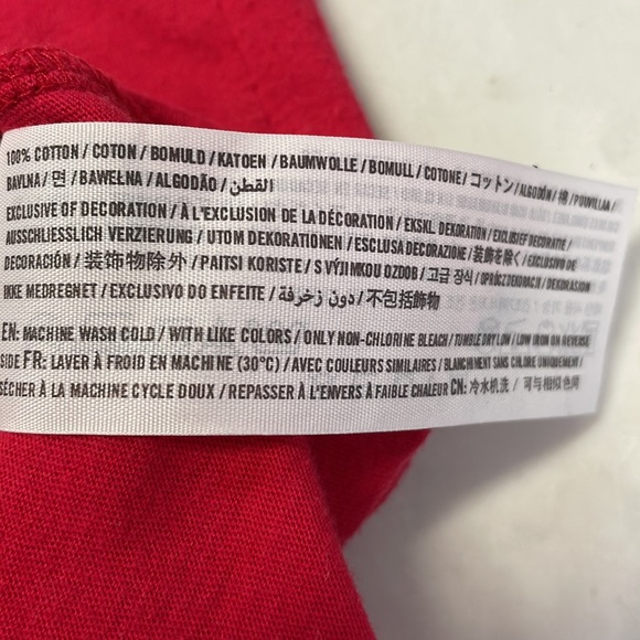 Hollister Men’s Large Surfing T-shirt Large - Picture 6 of 6